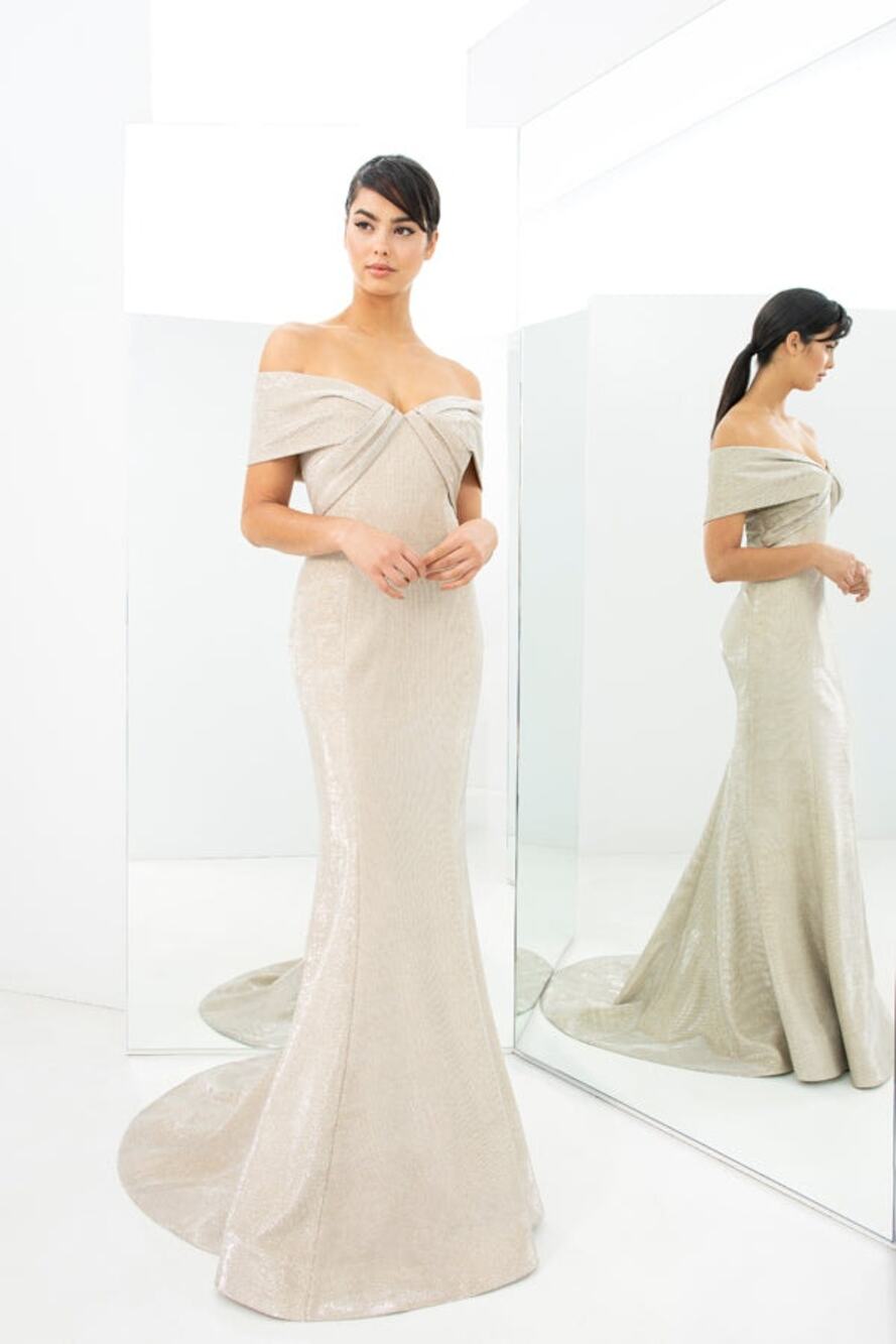 Alexander Daymor 1367 Gold Mermaid Gown 8 Mother of the Bride Black Tie Gala MOB